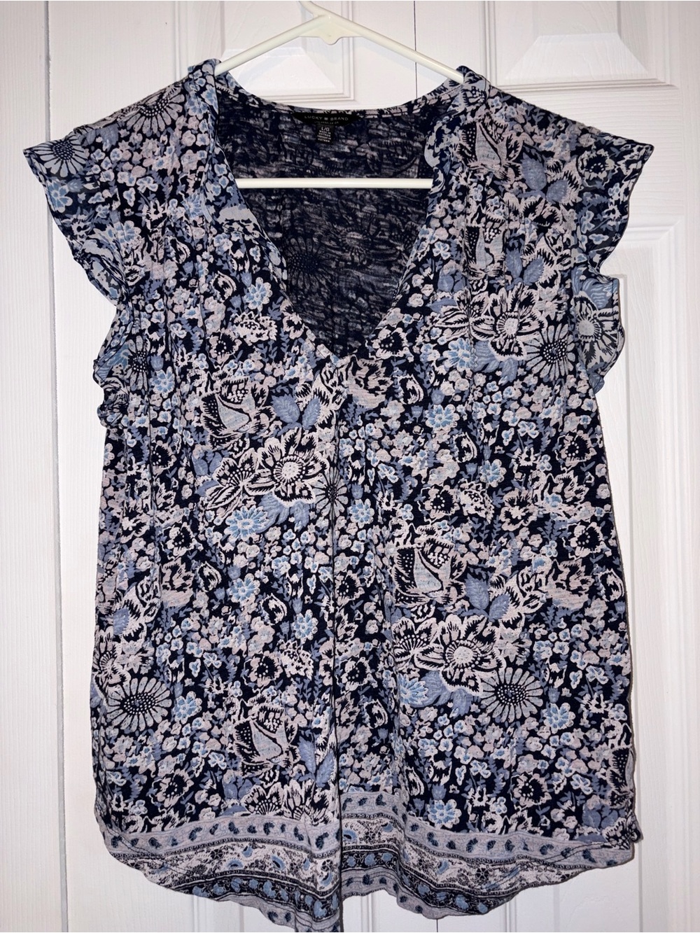 🍀 Lucky Brand Shirt Blue Floral Flutter Sleeve  V Neck Blouse  Large